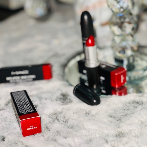 MAC LIPSTICK - Picture 7 of 12